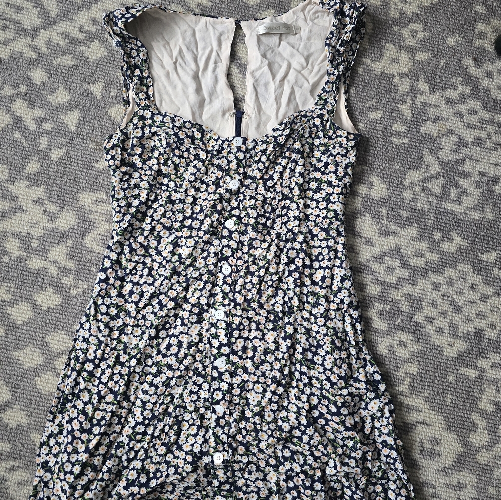 Sweet Pot floral sundress